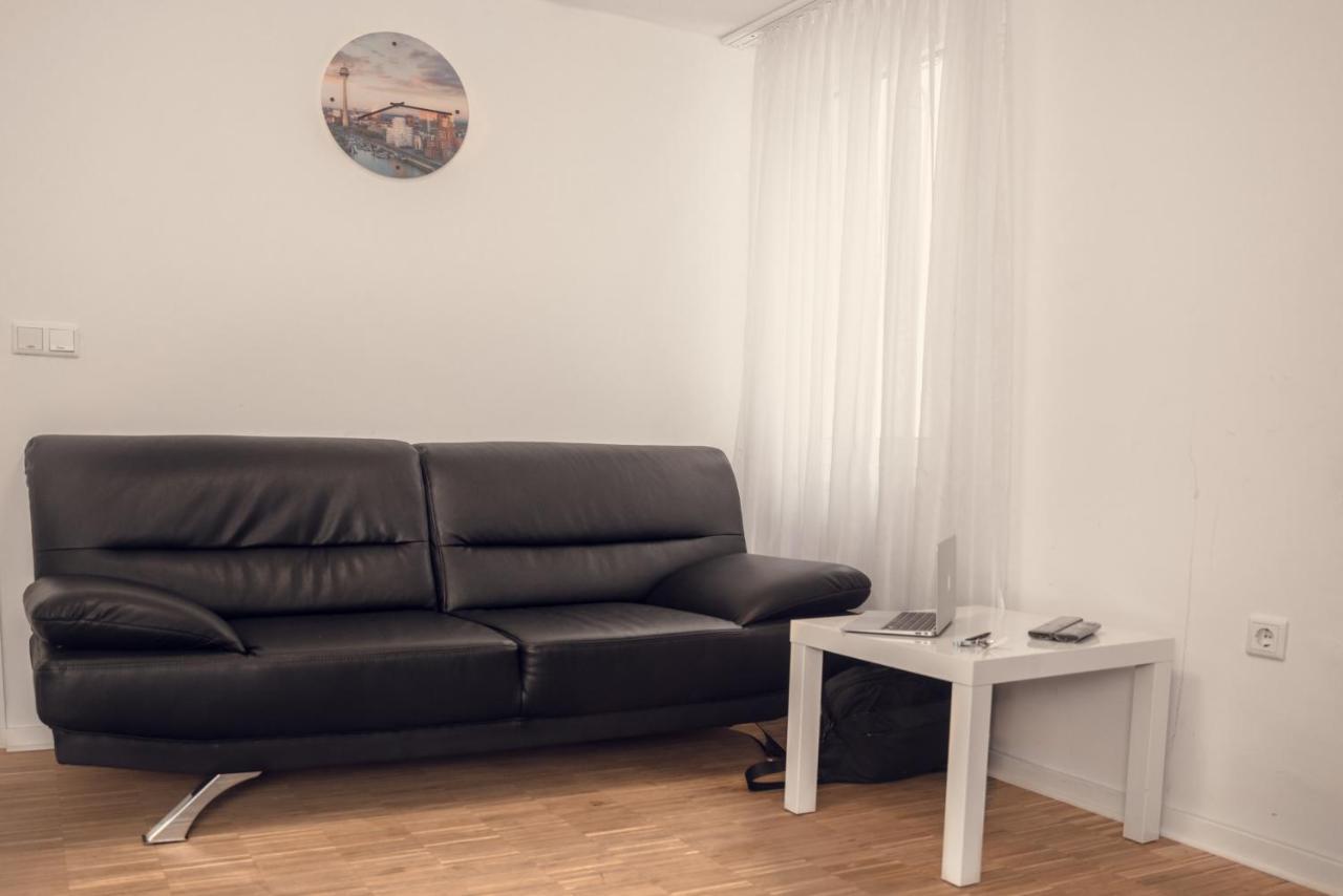 Altstadt Apartment Alisa Düsseldorf Zewnętrze zdjęcie